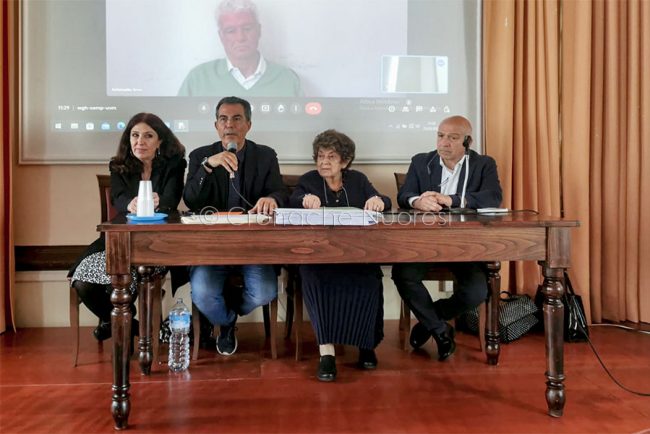 Conferimento del premio Bachisio Floris al Liceo Asproni (foto S.Meloni)