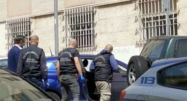 I rilievi della Polizia Scientifica (foto S.Meloni)