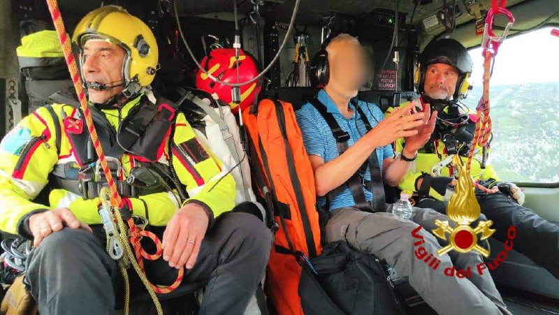 Turista danese si perde a Cala Goloritzè: per recuperarlo interviene l’elicottero dei Vigili del fuoco