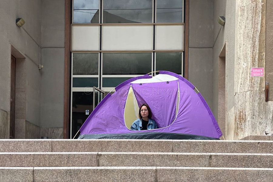 Anche in Sardegna gli studenti fuorisede si mobilitano contro il caro affitti: “Senza casa, senza futuro”