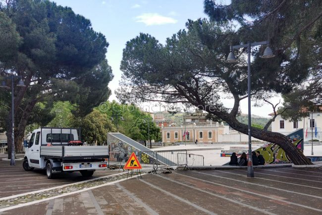 Lavori di riparazione ai Giardini di piazza V.Emanuele
