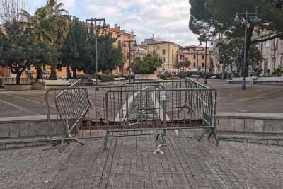 Nuoro. Transenne ai Giardini
