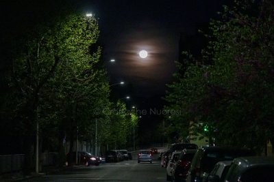 Luna piena su Nuoro (foto Novellu)