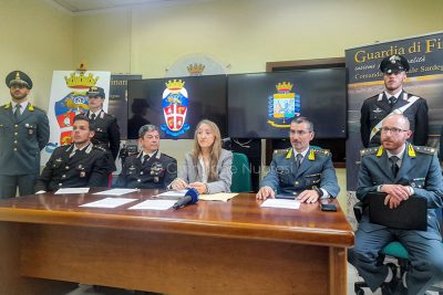 La conferenza stampa di Finanza e Carabinieri per l'operazione Domina