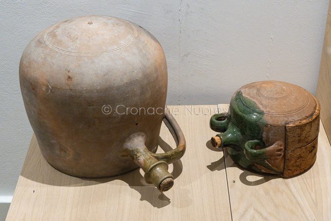 Alcune ceramiche di uso popolare (foto S.Novellu)