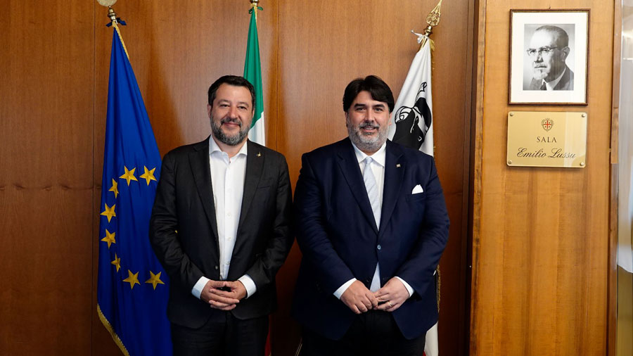 Salvini incontra Solinas con l’impegno di “migliorare le linee telefoniche nell’Isola”