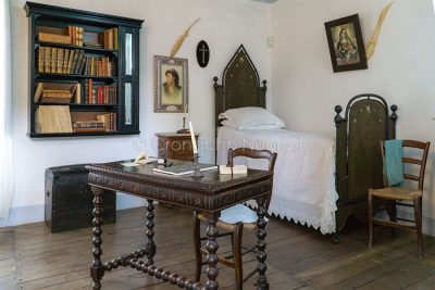 Museo Deleddiano, la camera da letto della Deledda (foto S.Novellu)
