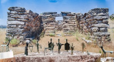 Nuoro, bronzetti provenienti da sa Domu de Orgia