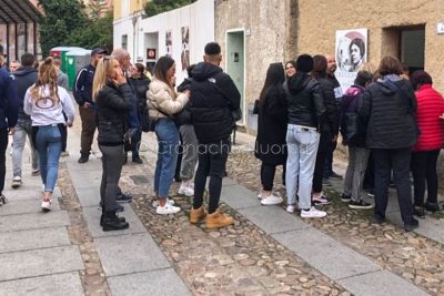 Visitatori al Museo Deleddiano (foto S.Novellu)