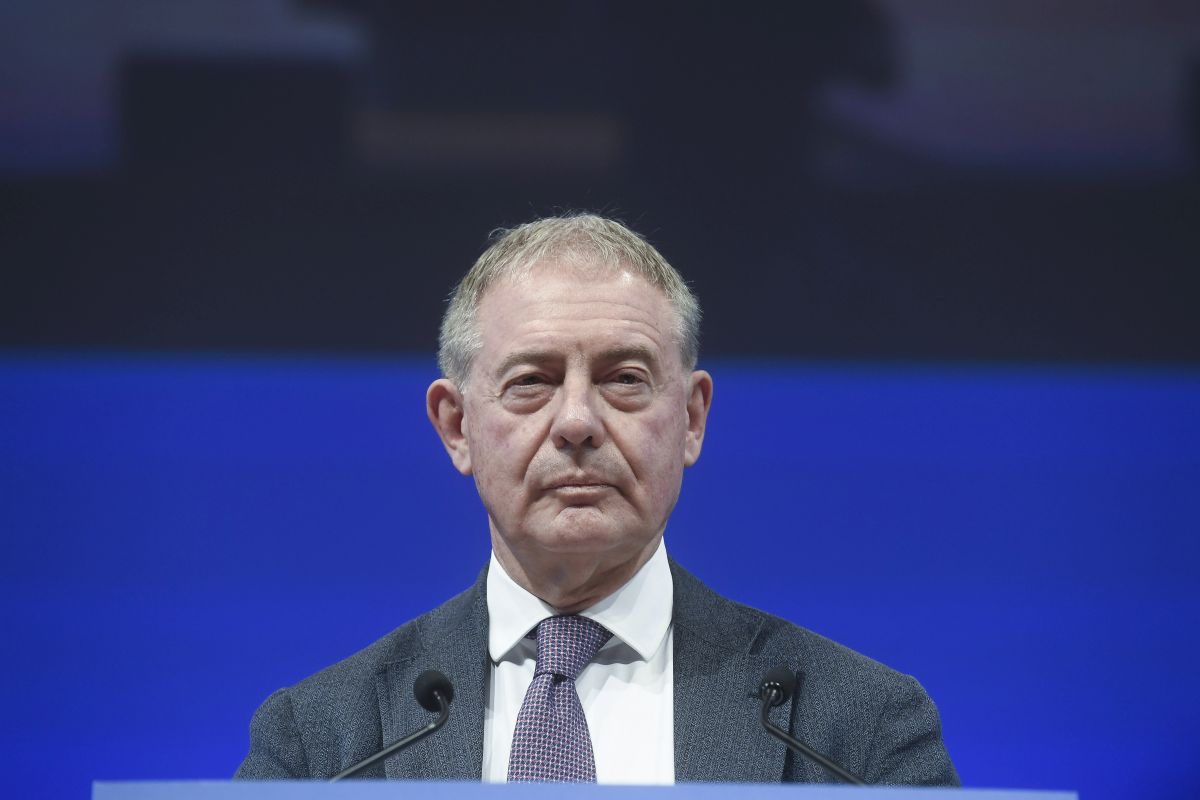 Adolfo Urso: “Nessun taglio delle accise? Risorse pubbliche destinate ad altro”