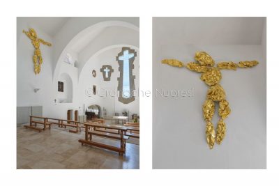 Il crocefisso di Tiziana Lorenzelli al Monastero delle Carmelitane