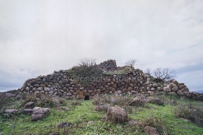 Il nuraghe Nuracale prima dello scavo (foto S.Novellu)