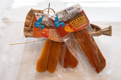 La bottarga e il muggine affumicato (foto S.Novellu)