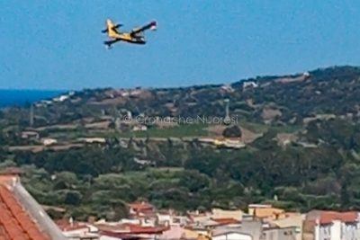 Un canadair a Siniscola