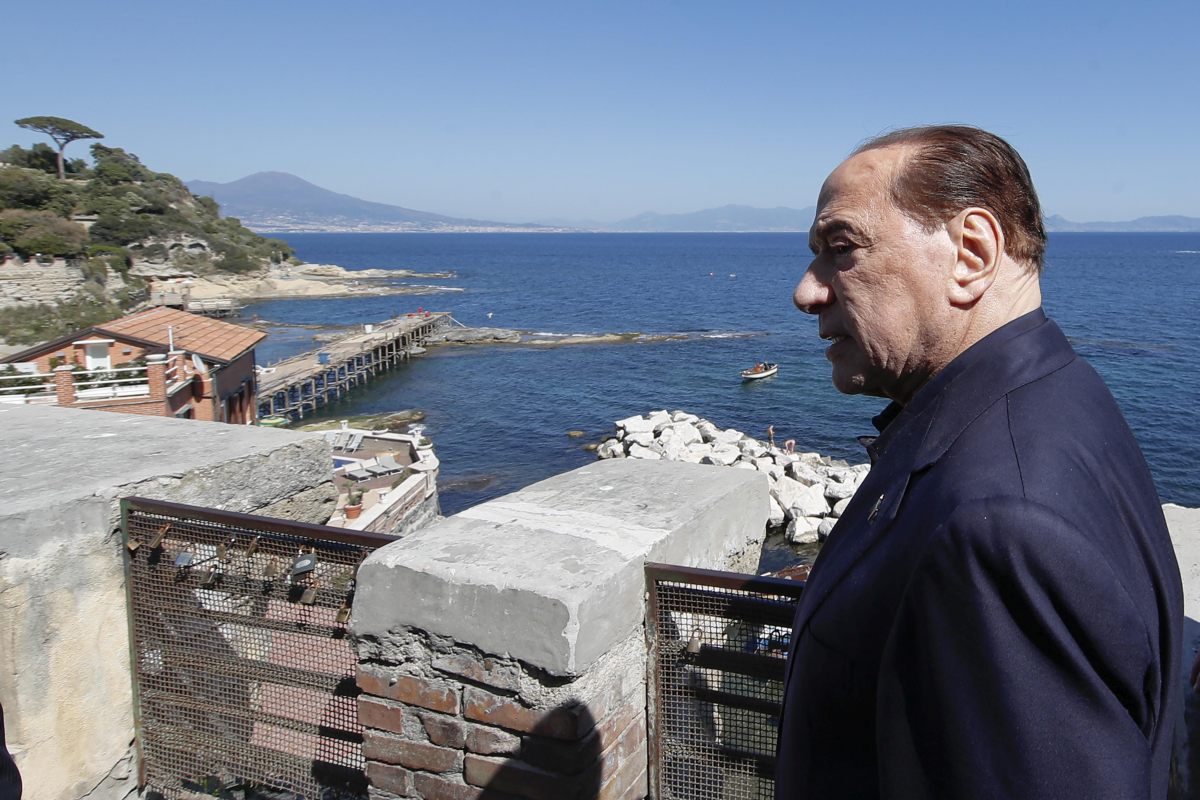 I figli di Berlusconi accettano l’eredità: “Onoriamo la memoria di nostro padre”