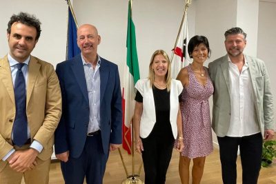 l'assessore Lai con la delegazione del circolo dei sardi della Patagonia