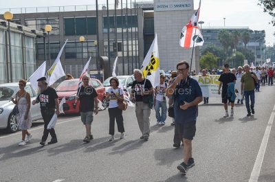 Manifestazione contro l'eolico (foto Nieddu)