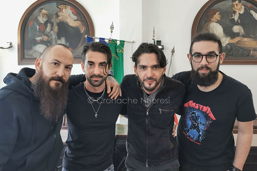 Awake for Days: da Nuoro al Messico per aprire il festival dove suoneranno band come i Guns ‘n’ Roses