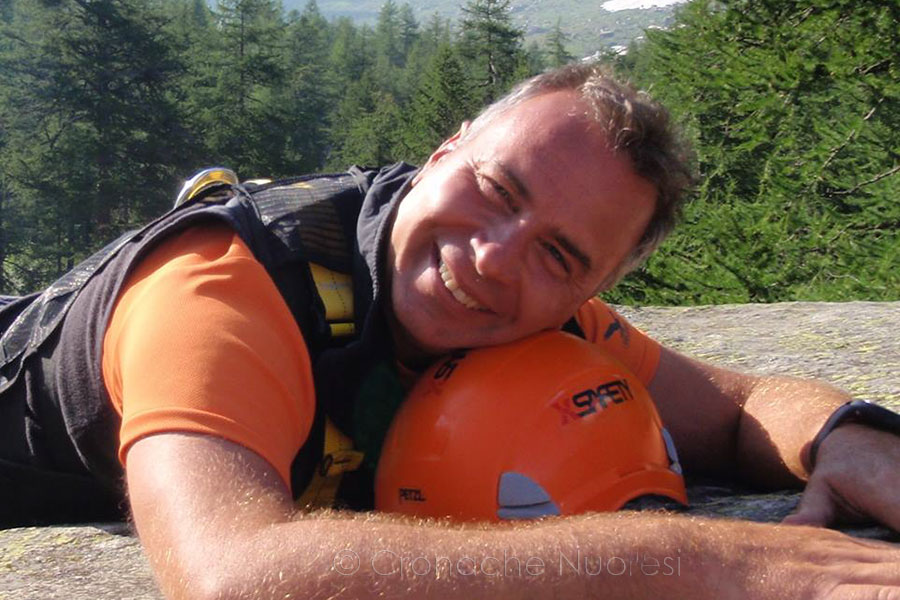 Cade da 50 metri durante un’arrampicata nel Supramonte: morto esperto del Soccorso alpino