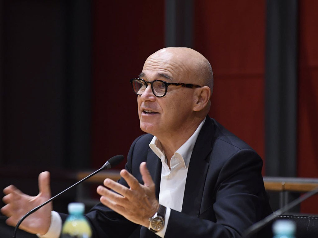 Renato Soru a Nuoro per parlare del futuro della Sardegna: “Spero di incontrarvi”