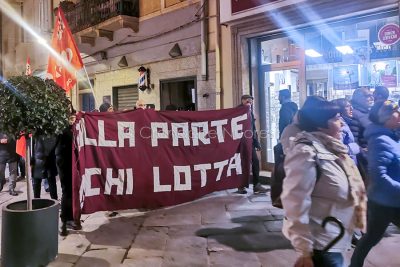 Nuoro. Manifestazione per la Palestina (foto S.Meloni)