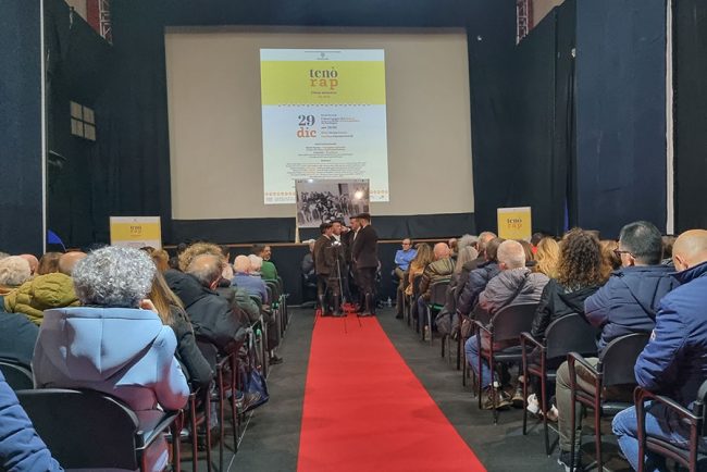 Tenore Remunnu 'e Locu al Cinema Ariston di Bitti