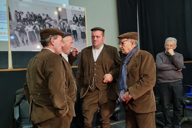 Tenore Remunnu 'e Locu al Cinema Ariston di Bitti