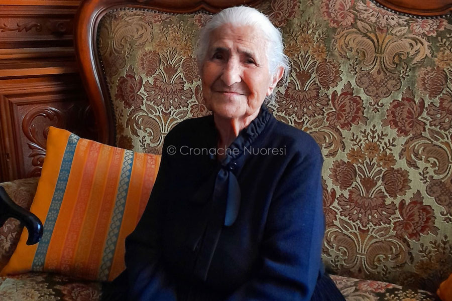 Nuoro festeggia Maria Gusai 101 anni e ancora tanta voglia di vivere