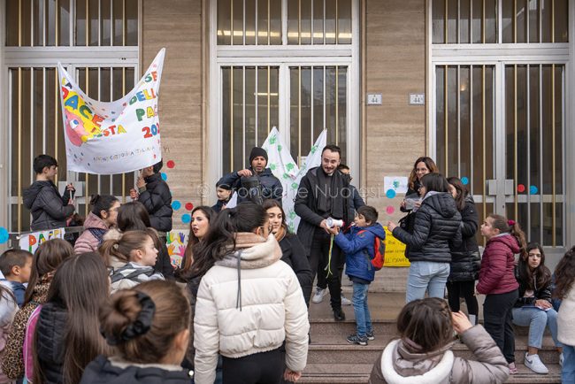 Nuoro, manifestazione per la pace (foto S.Novellu)