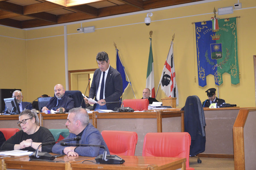 L’Opposizione: “Soddu per l’annuncio di altri parchi eolici nel Nuorese non ha mosso un dito”