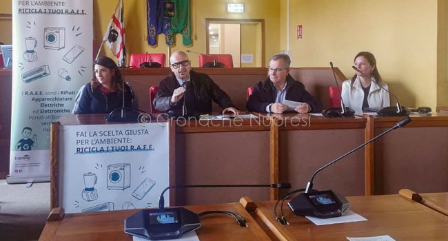 Conferenza stampa sul riciclo RAEE (foto S.Meloni)