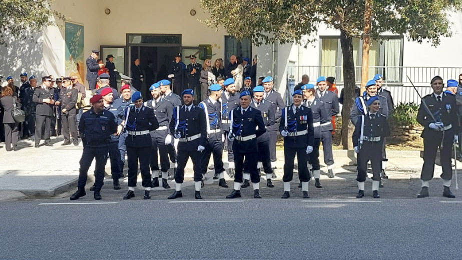 Grande festa a Bitti per l’anniversario della Polizia Penitenziaria: ricordato il cronico problema della carenza di personale