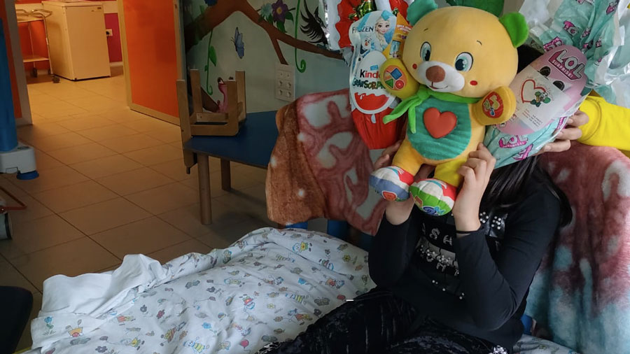 Pasqua a Nuoro: donate 100 uova alla Pediatria dell’ospedale San Francesco