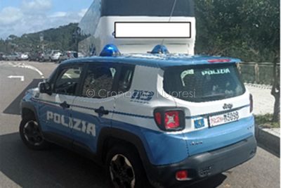 Il pullman fermato a Nuoro