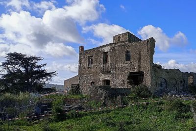Nuoro. La casa in cui si e' compiuta la tragedia