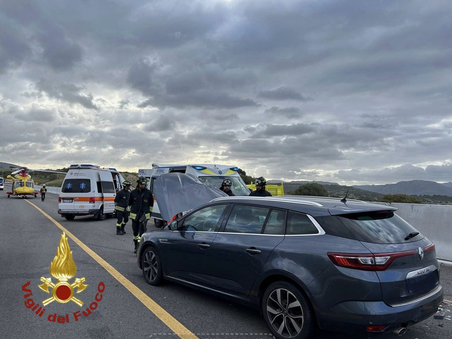 Sorpasso azzardato sulla Sassari Olbia: 5 feriti di cui uno grave