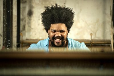Il pianista Amaro Freitas