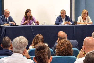 Alessandra Todde a Nuoro sulle rinnovabili