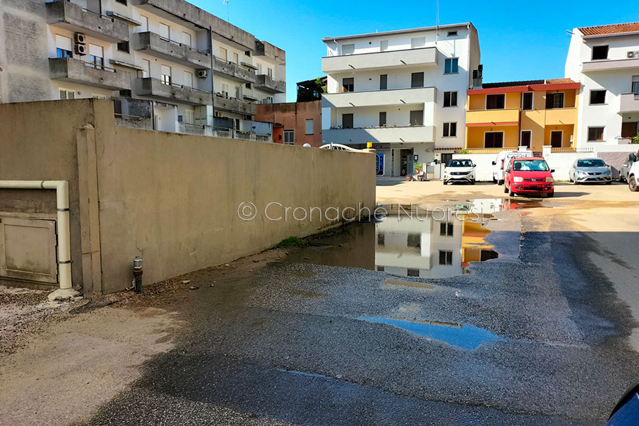 Nuoro. Ennesima “rottura di condotta” da oltre un mese in via Milano