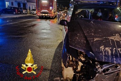 Una delle auto coinvolte nell'incidente a Posada
