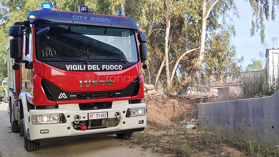 Nuoro. Incendio nel pomeriggio a Corte