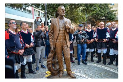 Inaugurazione del monumento a don Franceschino (foto Nieddu)