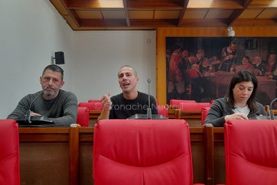 Inerti. Riunione imprenditori-Comune (foto Pirisi)