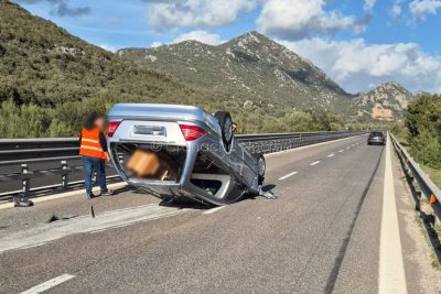 La scena dell'incidente sulla 131 DCN