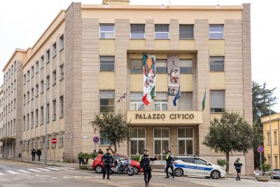 Nuoro. Edili in piazza (foto S.Novellu)