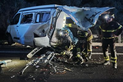 Uno dei mezzi coinvolti nell'incidente