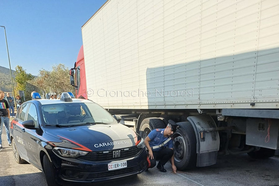 Schiacciato da un camion: morto il titolare della ditta Pusceddu Trasporti