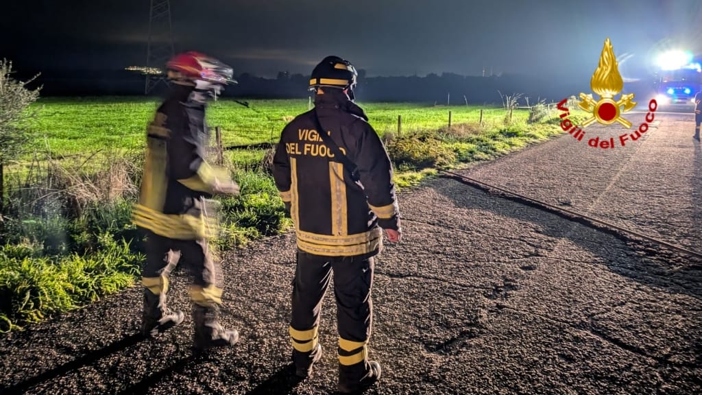 Cavo dell’alta tensione pericolante: chiuso al traffico un tratto della Statale 131 DCN