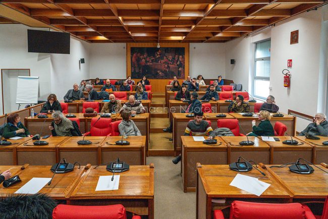 Nuoro, assemblea pubblica sull'acqua (foto S.Novellu)