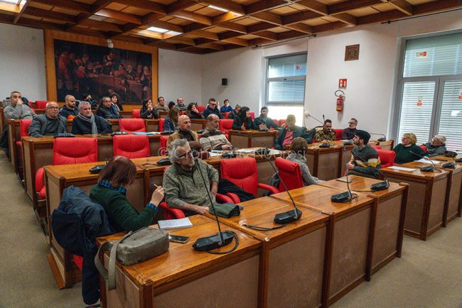 Nuoro, assemblea pubblica sull'acqua (foto S.Novellu)